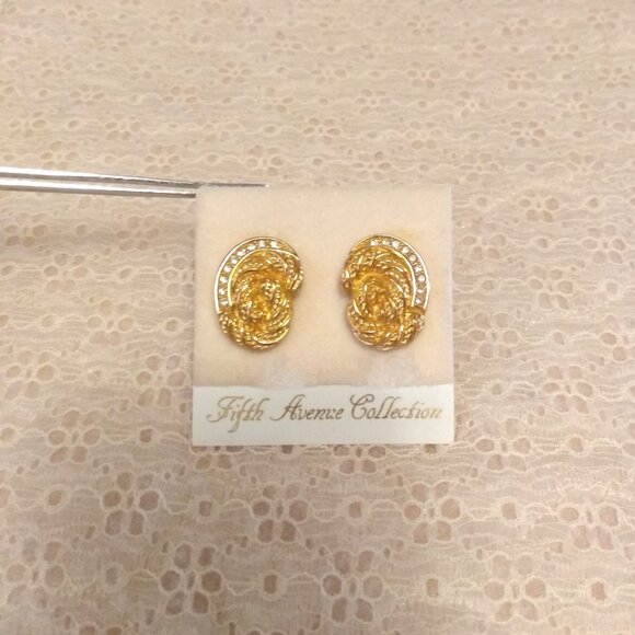 Vintage Signed Christian Dior White Clear Crystal Oval Gold Tone Clip Earrings - Picture 2 of 9